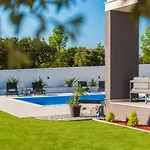 Pollux By Adriaticluxuryvillas Vila
