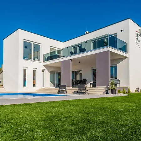 Pollux - Adriatic Luxury Villa